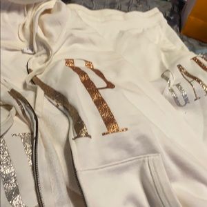 Women’s GAP jogging suit